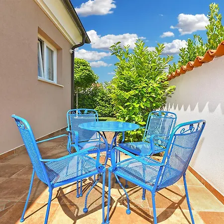 Olgica 2269 Holiday home