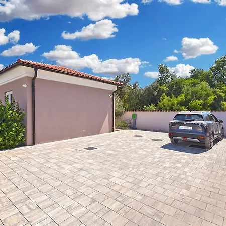 Holiday home Olgica 2269 *