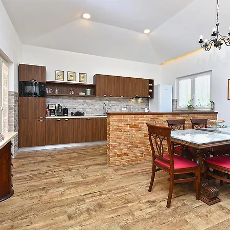 Olgica 2269 Tatil Evi Pula