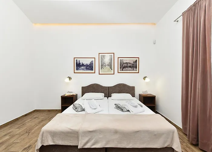 Olgica 2269 Vikendica Pula