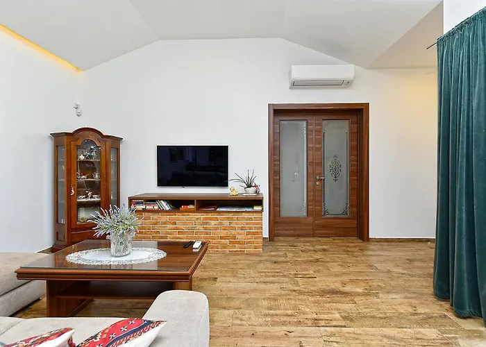 Holiday home Olgica 2269 *