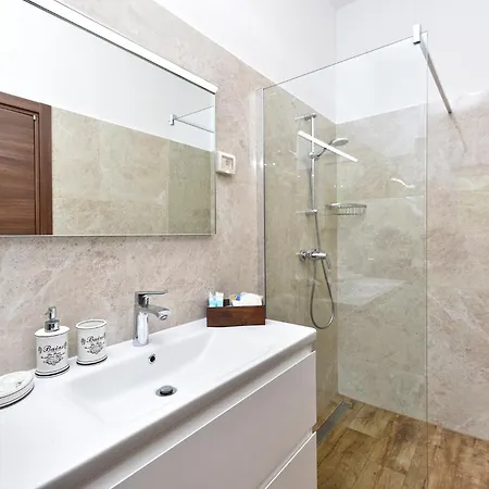 Olgica 2269 펜션 풀라